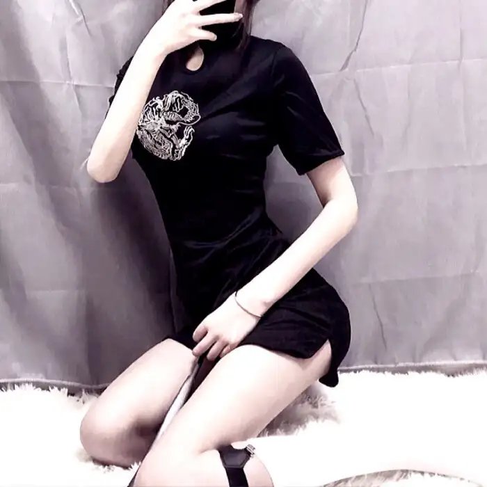 不脱袜的人